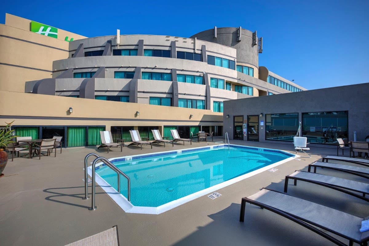 Holiday Inn & Suites Anaheim - Fullerton, Hotel in Fullerton