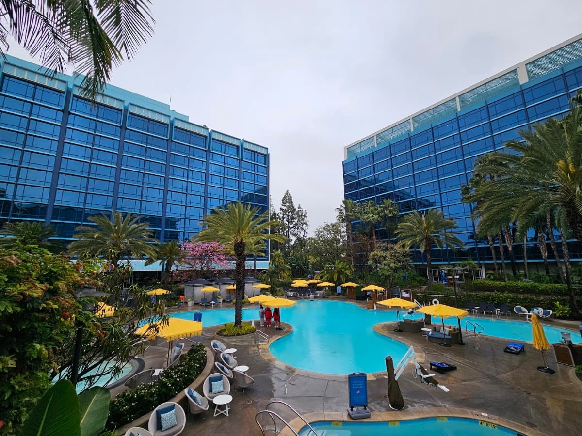 Adventure Tower at Disneyland Hotel, Hotel in Anaheim