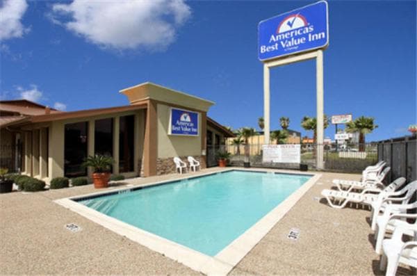 Americas Best Value Inn Angleton, Hotel in Angleton