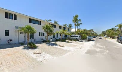 Bay Breezes at Bayside Bungalow, Resort in Anna Maria