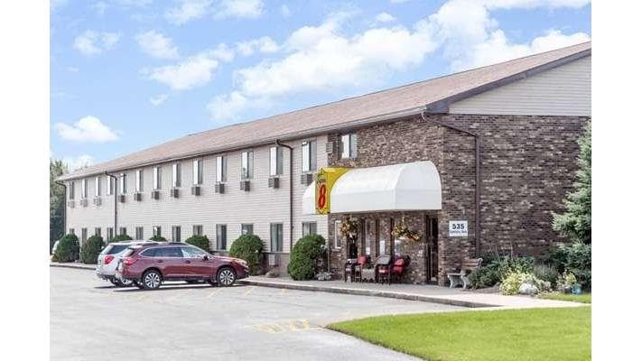 Super 8 by Wyndham Antigo, Hotel in Antigo