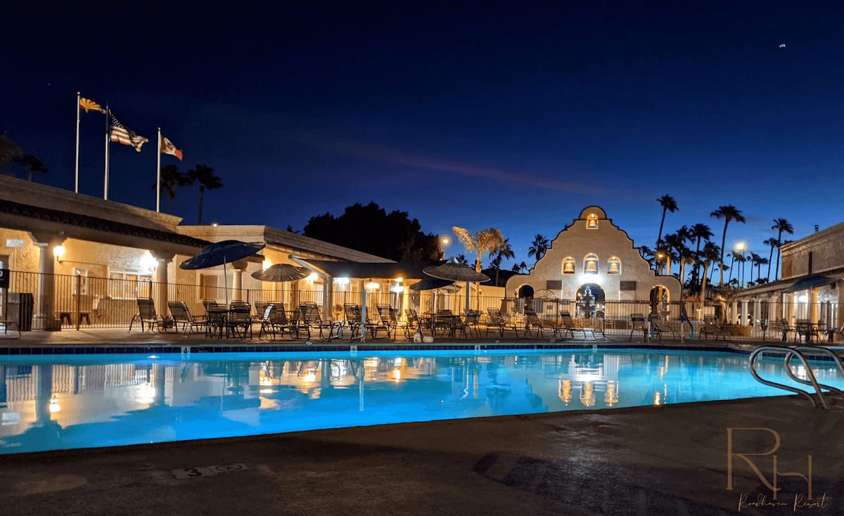 Roadhaven Resort, Caravan Park in Apache Junction