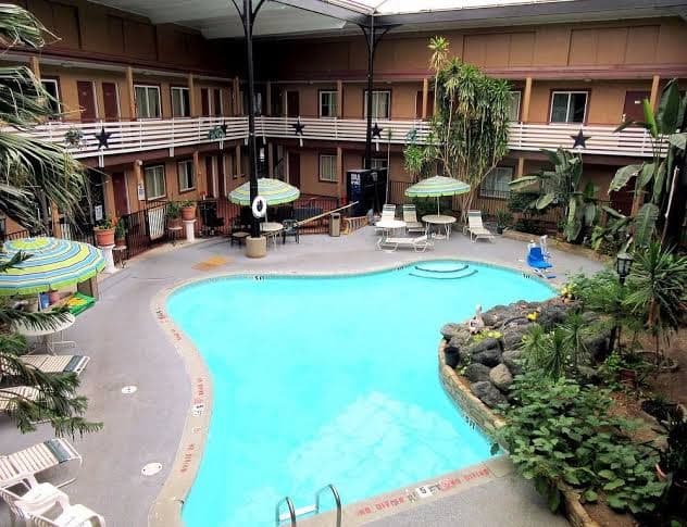 Budget Host Inn, Motel in Arlington
