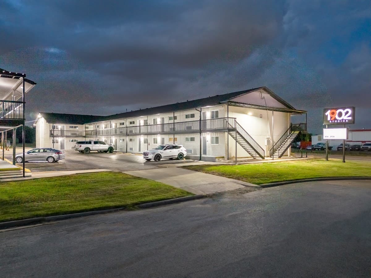 1902 Studios, Motel in Grand Prairie