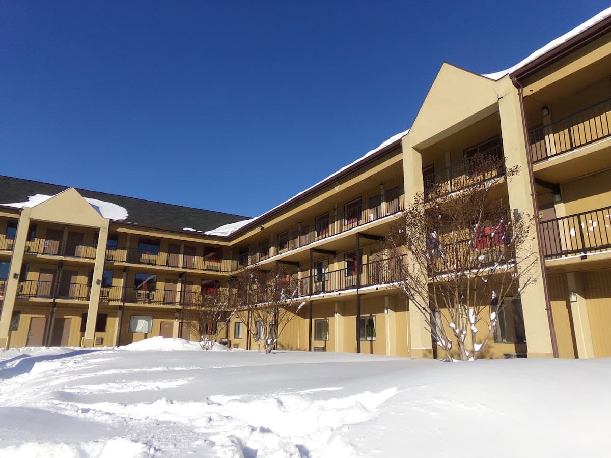Executive Inn, Hotel in Ellwood Park/Monument
