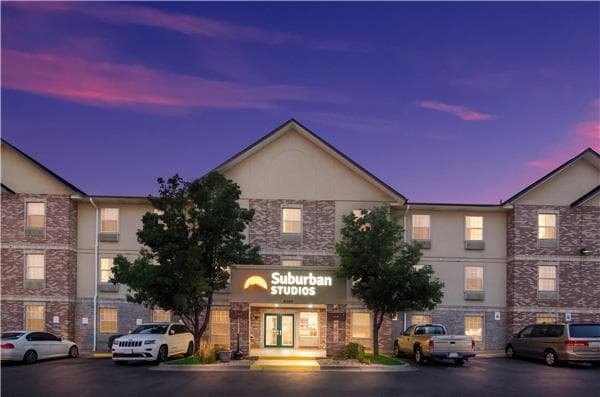 Suburban Studios Denver Central-Arvada, Aparthotel in Westminster