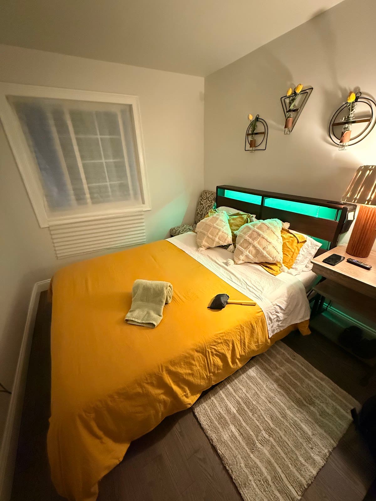 Serenity Room, Hotel in Far Rockaway