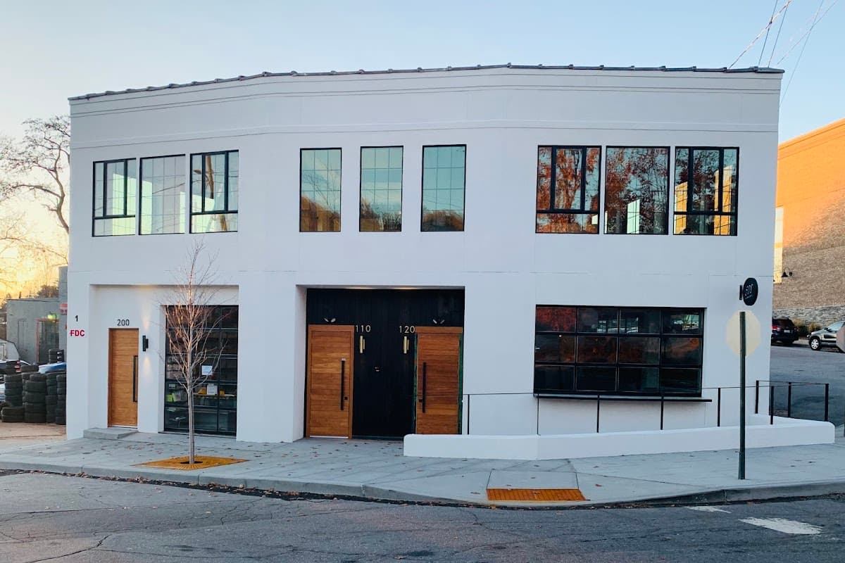 Wanderlust Lofts, Hotel in Asheville