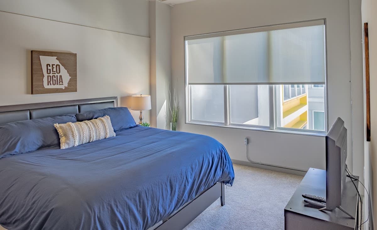 Heaven in Midtown Furnished Apartments, Holiday Home in Atlanta