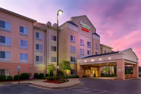 Fairfield by Marriott Inn & Suites Gadsden, Hotel in Attalla