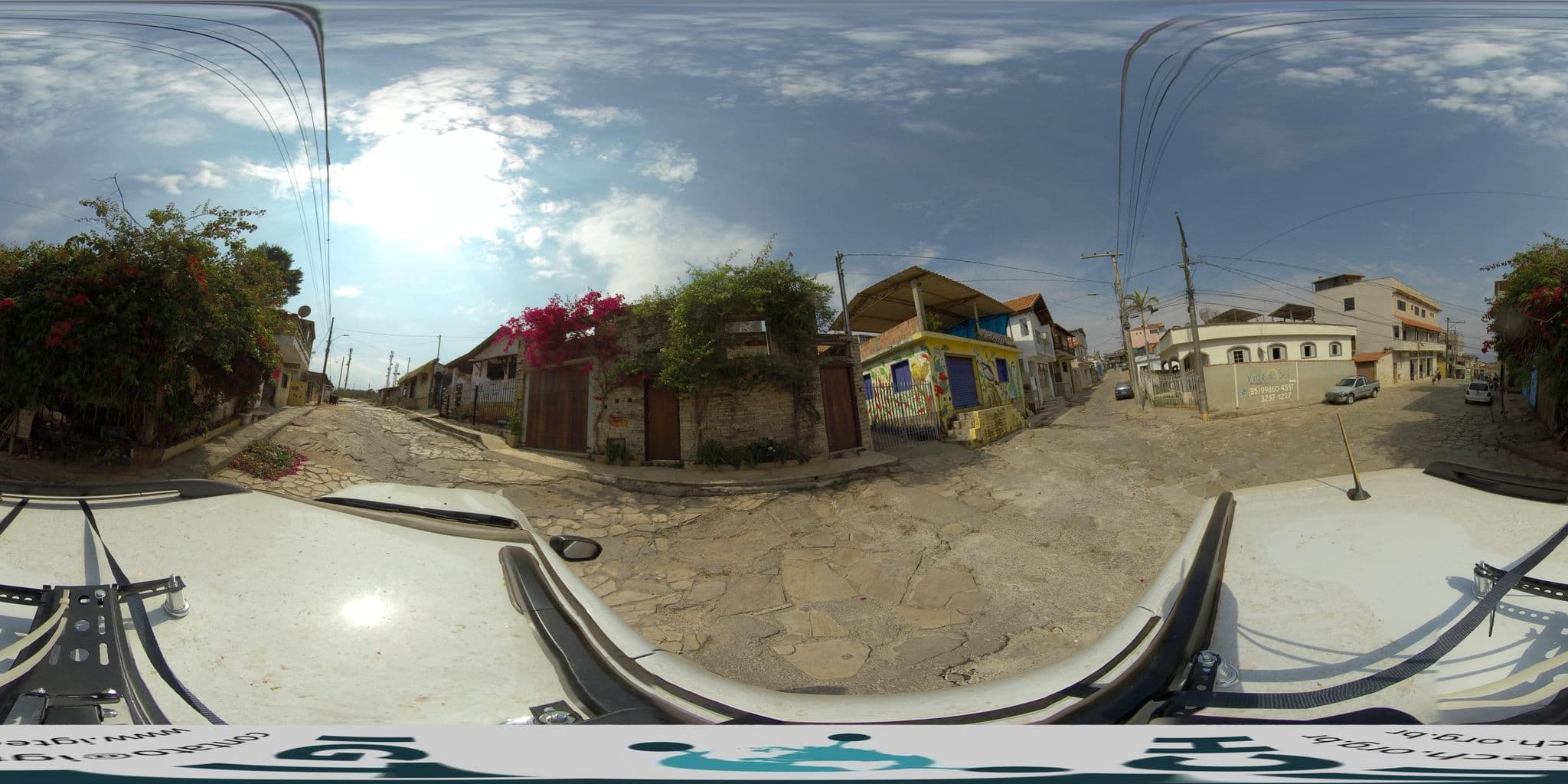 Street view near Pousada Vale do Sol, São Thomé das Letras — © guigandra (CC BY-SA · Mapillary)