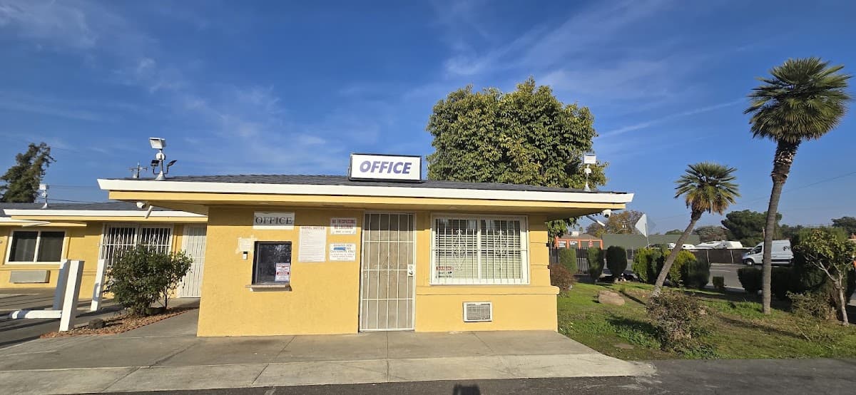 Bestway Inn, Motel in August