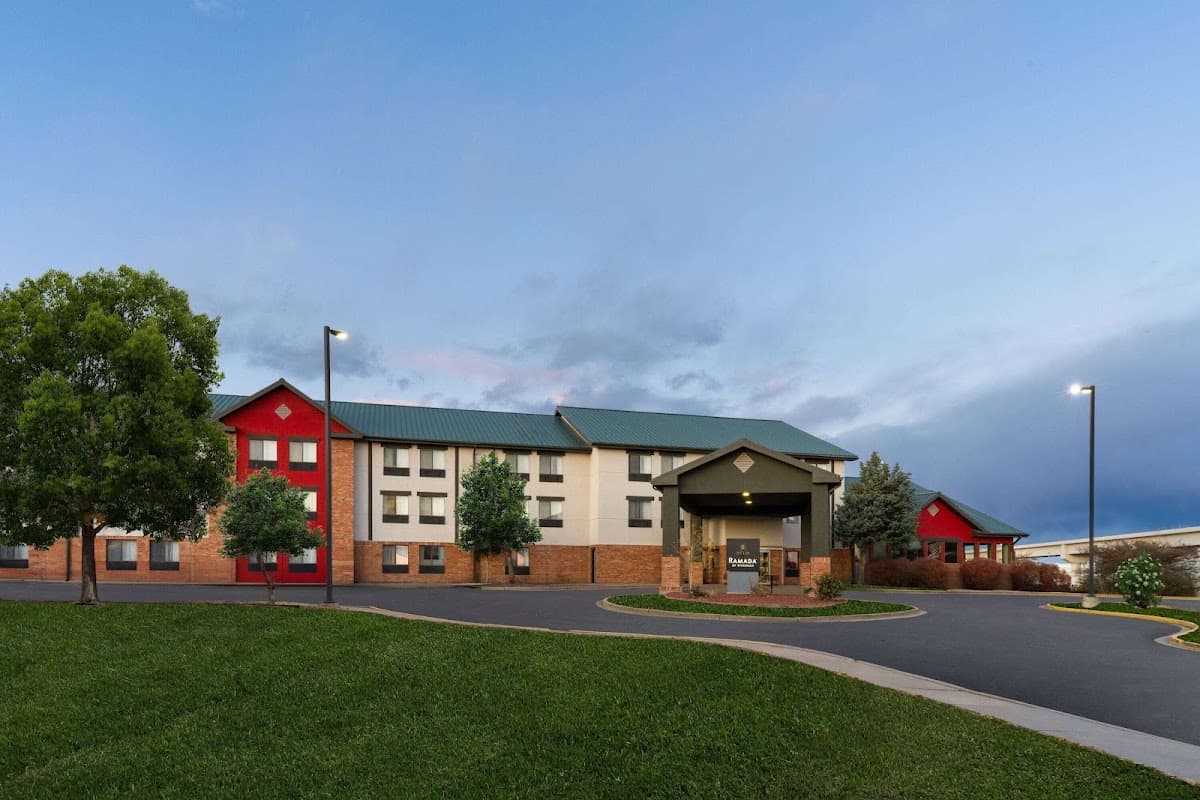 SYLO Hotel Denver Airport, a Ramada by Wyndham, Hotel in Aurora