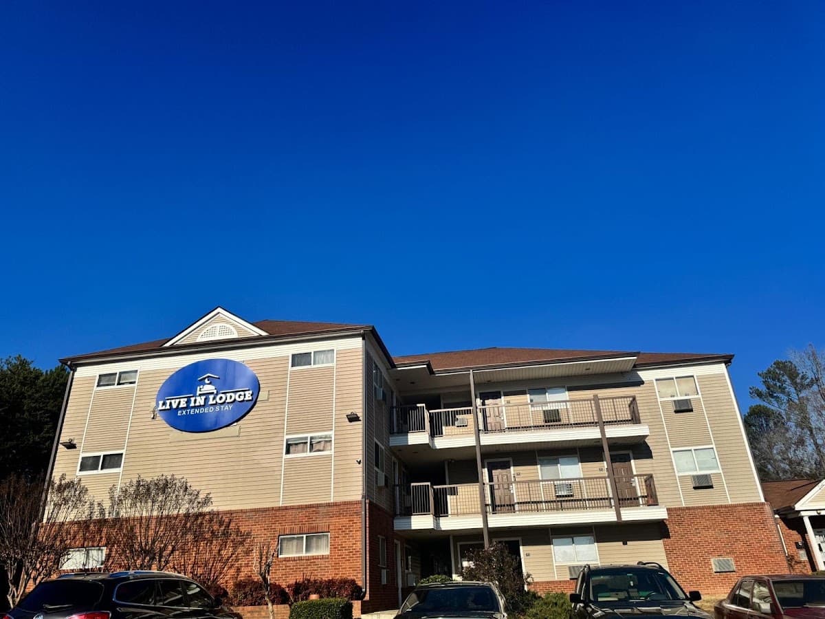 Live In Lodge Lithia Springs, Aparthotel in Austell