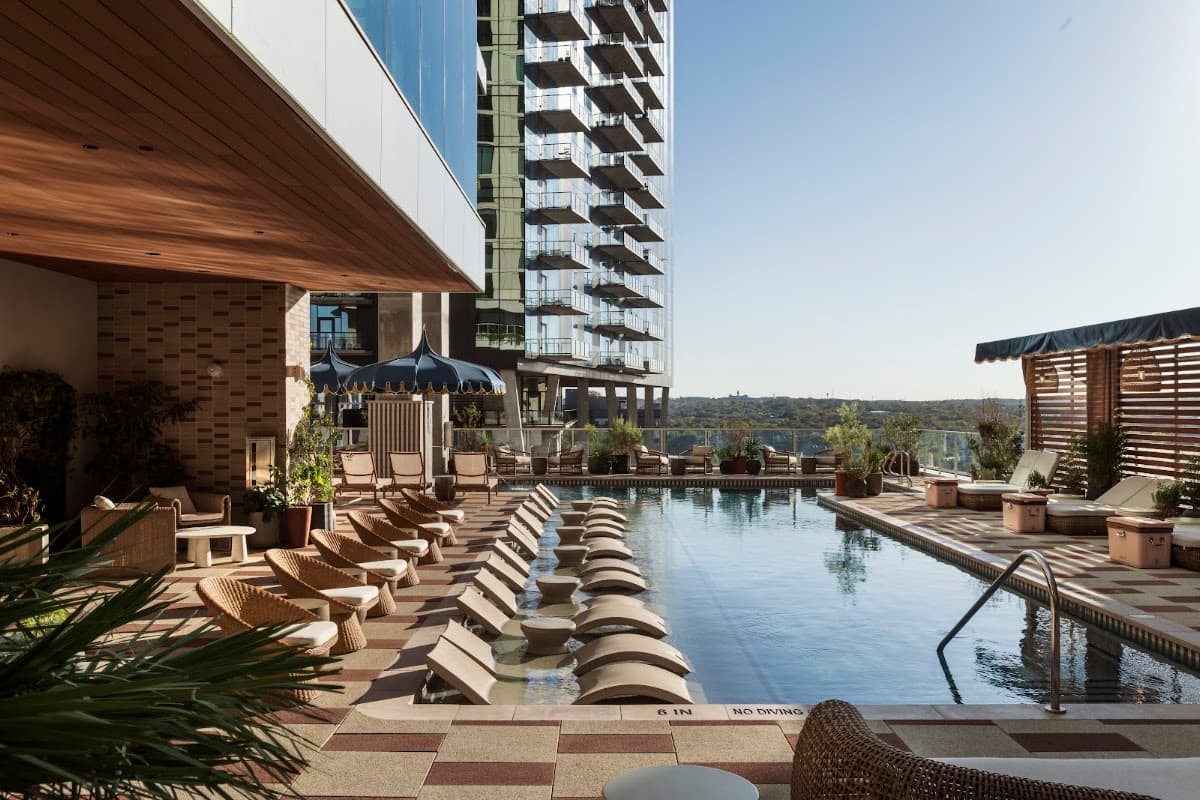 ROOST Rainey, Hotel in Austin