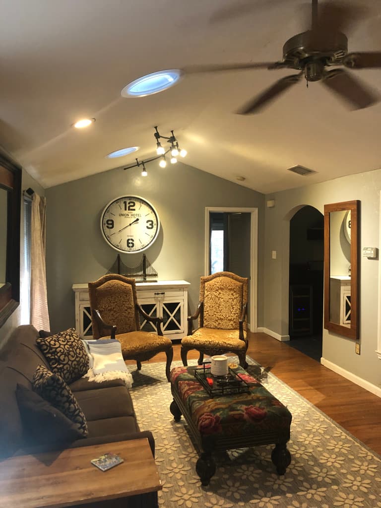 402 W. Annie - Furnished Vacation / Long-Term Rentals in the Heart of Bouldin Creek & South Congress, Austin TX, Holiday Home in Austin