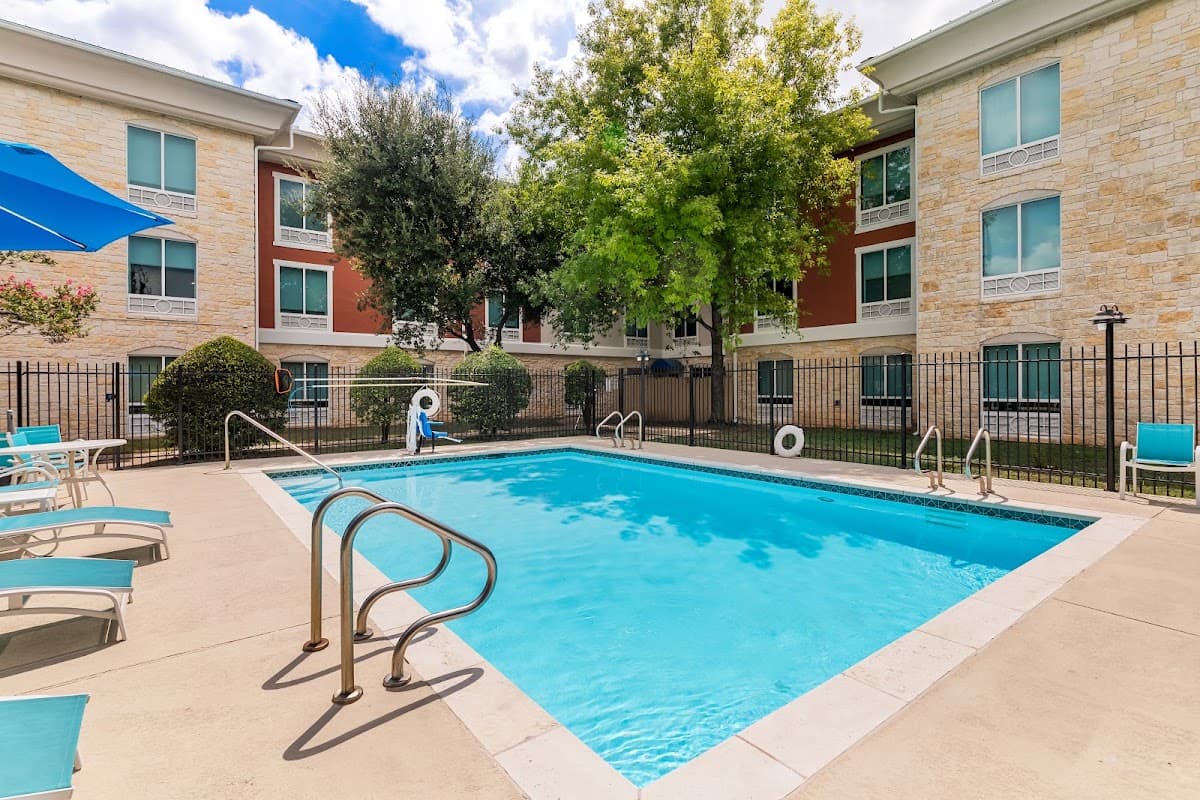 Holiday Inn Express & Suites Austin SW - Sunset Valley by IHG, Hotel in West Lake Hills