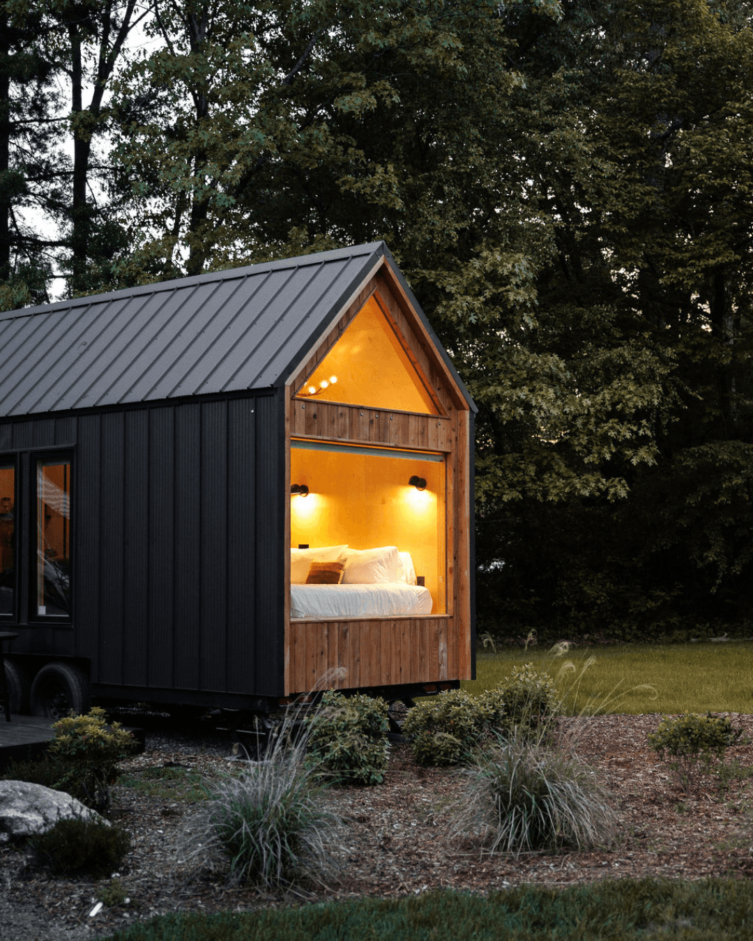 Asheville River Cabins, Hotel in Avery Creek