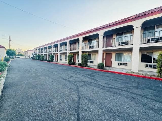 Casa Blanca Hotel - Azusa, Los Angeles, Hotel in Citrus