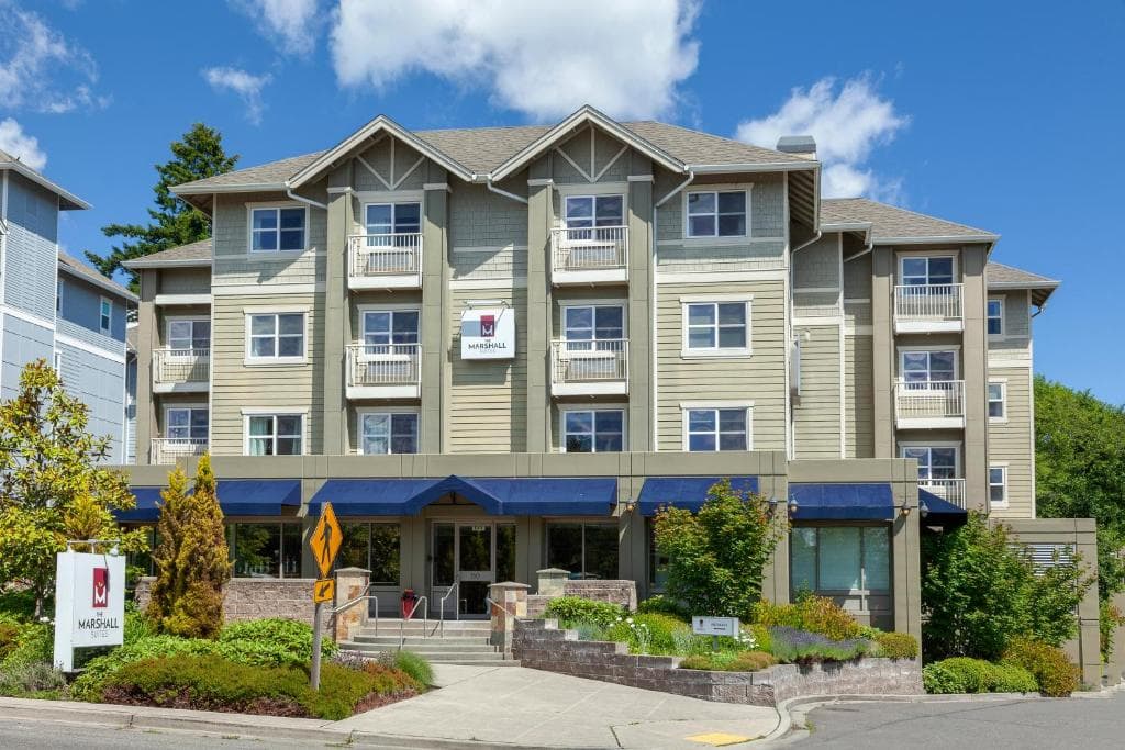 The Marshall Suites, Hotel in Bainbridge Island
