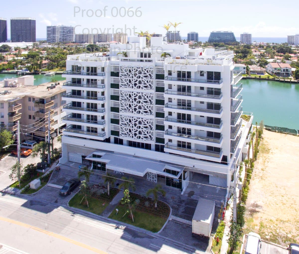 The Ivory Residences Condo Assn, Aparthotel in Bay Harbor Islands