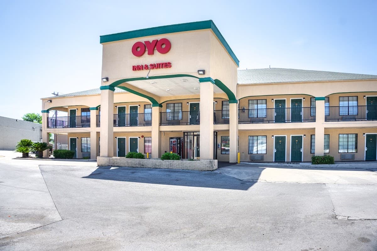 OYO Inn & Suites Medical Center San Antonio, Hotel in Balcones Heights