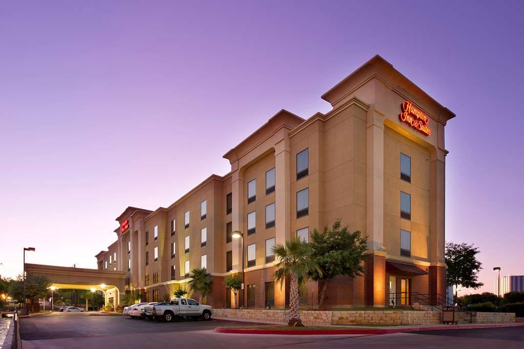 Hampton Inn & Suites San Antonio-Airport, Hotel in Castle Hills