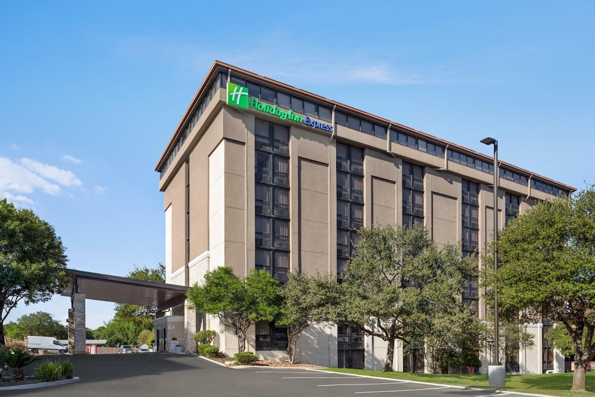 Holiday Inn Express San Antonio-Airport by IHG, Hotel in Castle Hills