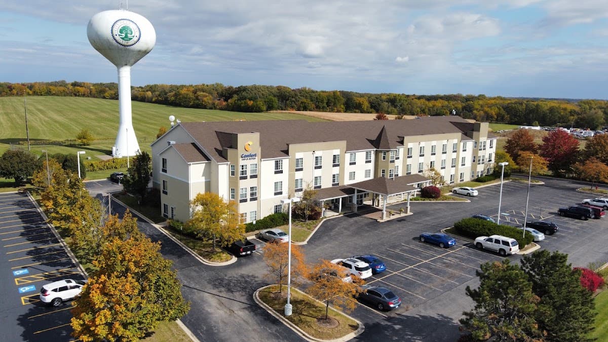 Comfort Inn & Suites Geneva- West Chicago, Hotel in Geneva