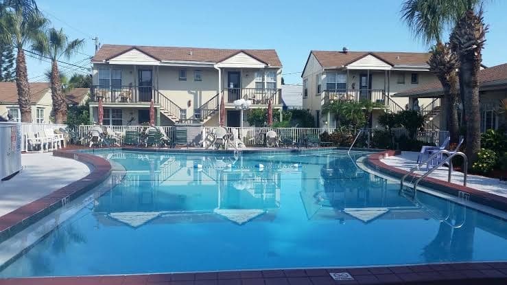 Gulf Gardens Resort, Resort in Madeira Beach