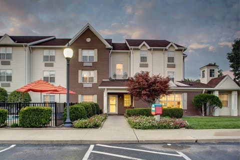 TownePlace Suites by Marriott Cleveland Westlake, Hotel in Bay Village