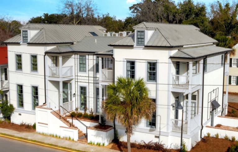 The Emerald Stays, Hotel in Beaufort