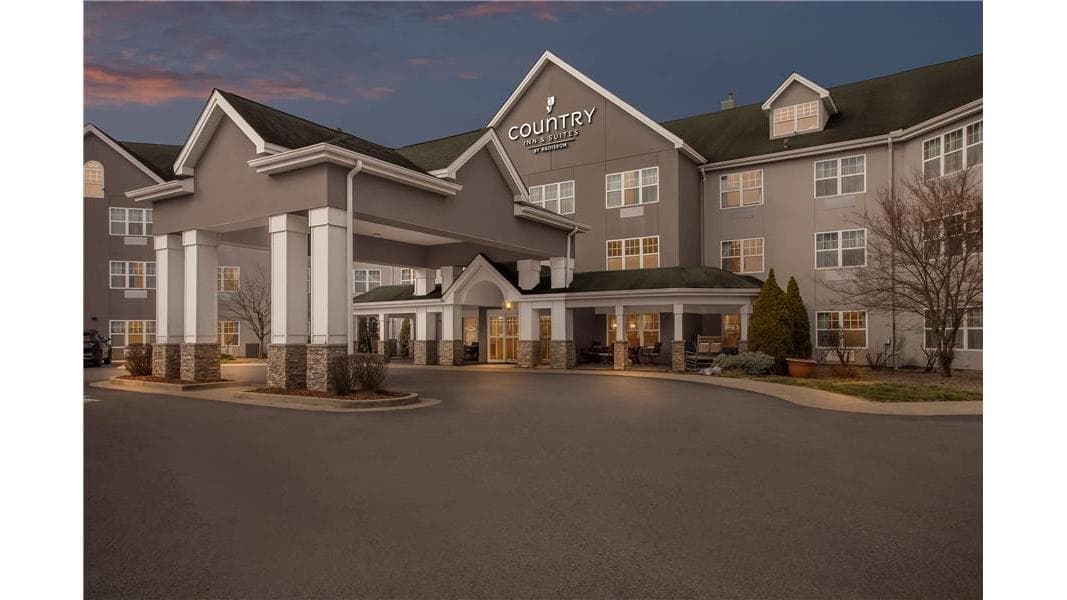 Country Inn & Suites by Radisson, Beckley, WV, Hotel in Mabscott