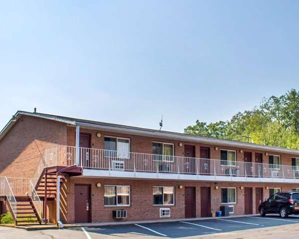 Econo Lodge Drums, Hotel in Beech Mountain Lakes