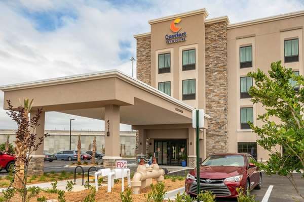 Comfort Inn & Suites Jacksonville - Orange Park Near Naval Air Station, Hotel in Bellair-Meadowbrook Terrace