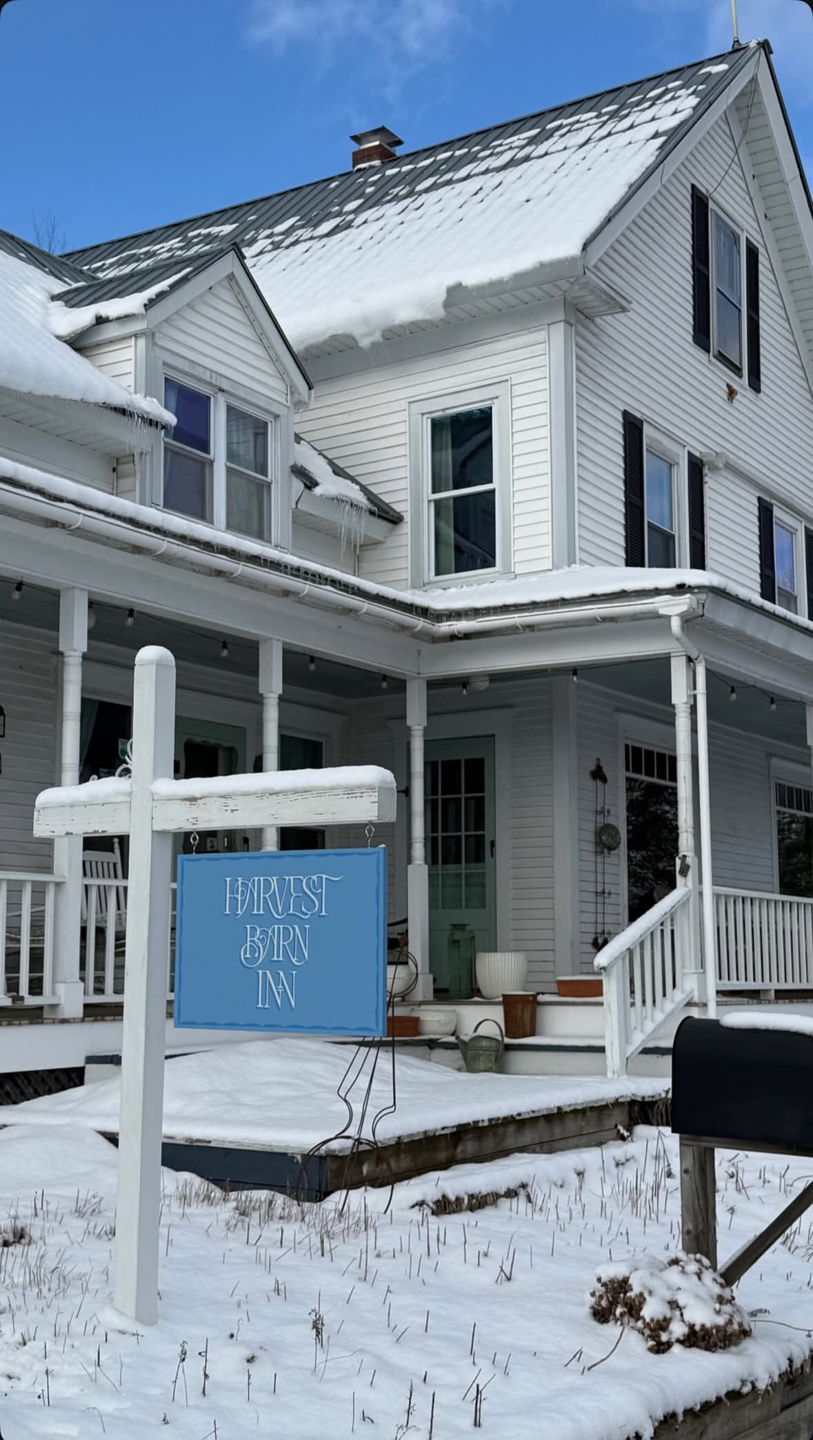 Harvest Barn Inn, Bed & Breakfast in Bellows Falls