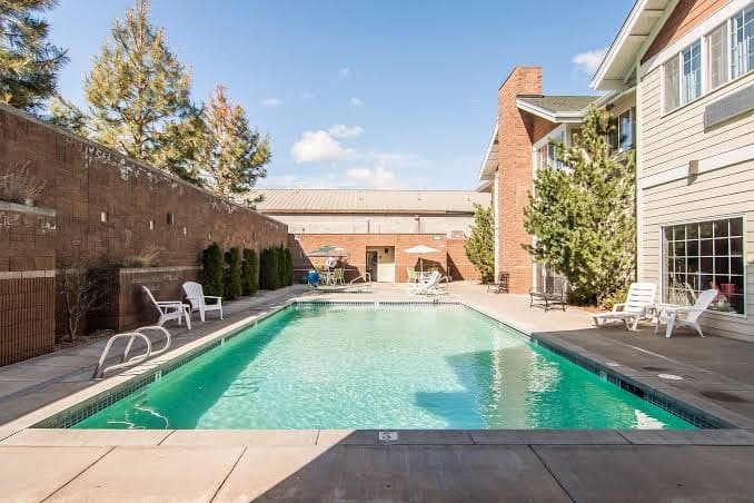 Country Inn & Suites by Radisson, Bend near Pilot Butte, Hotel in Bend