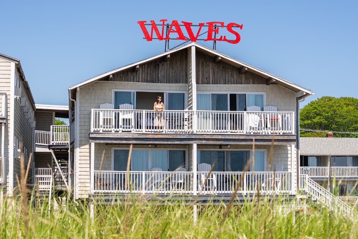 Waves Oceanfront Resort, Resort in Old Orchard Beach
