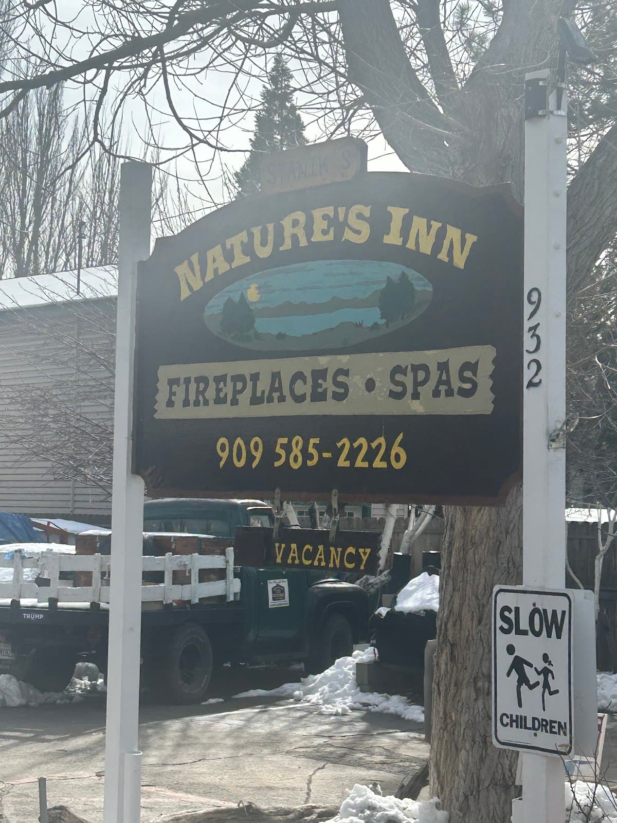 Stanik's Nature's Inn, Motel in Big Bear City