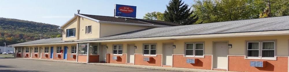 Relax Inn, Hotel in Big Flats Airport