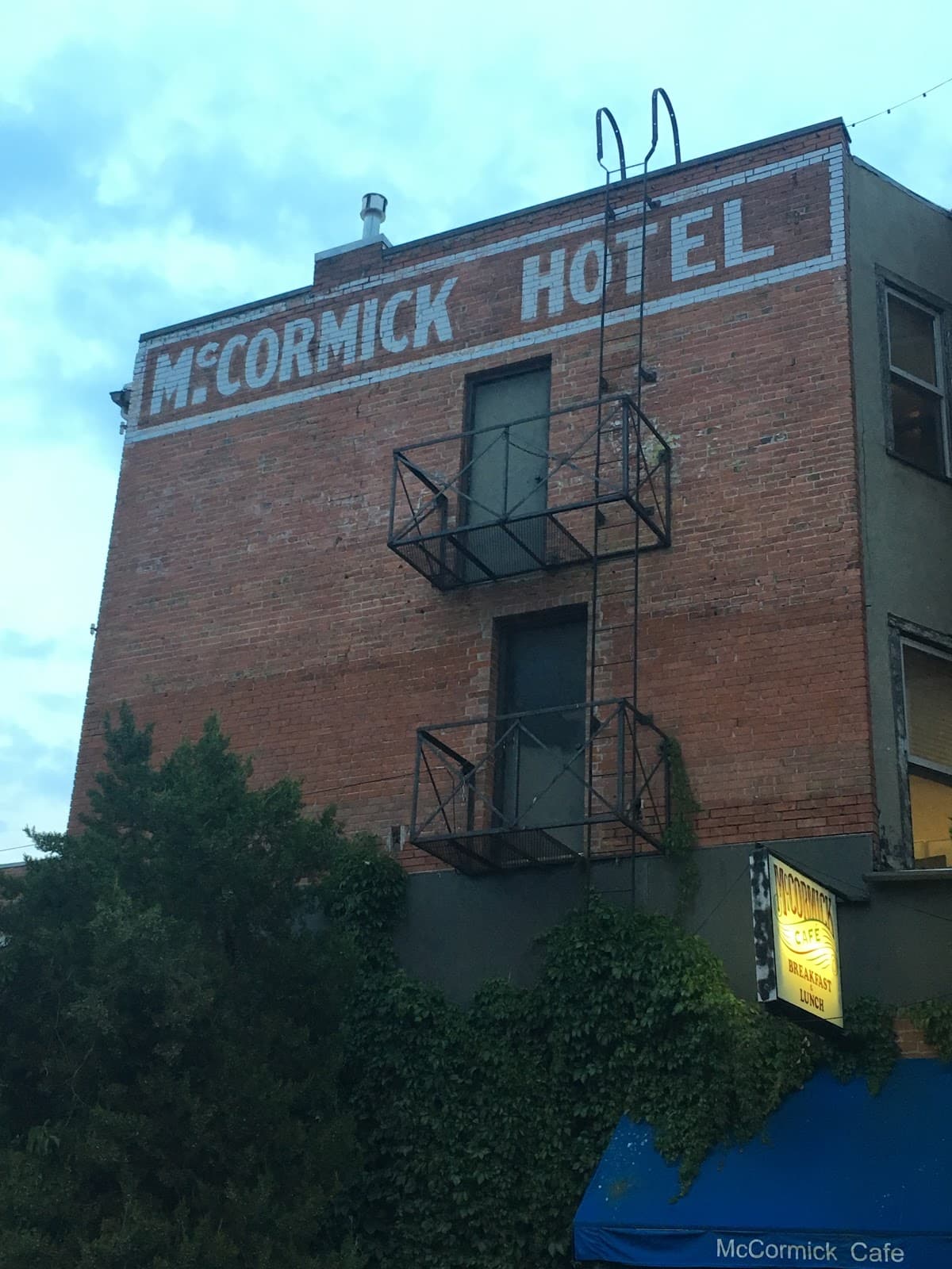 Carlin Hotel, Hotel in Billings