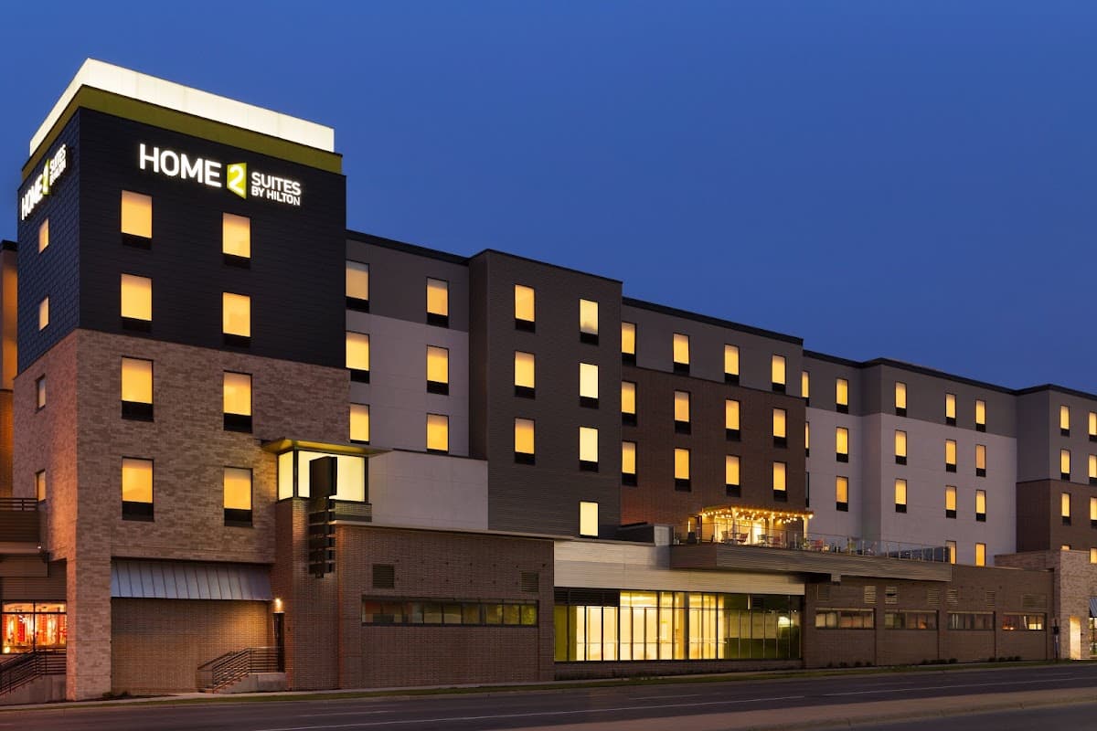 Home2 Suites by Hilton Minneapolis Bloomington, Hotel in Bloomington