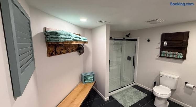 Big Country Escape - Bluewell WV - Entire Place, Holiday Home in Bluewell