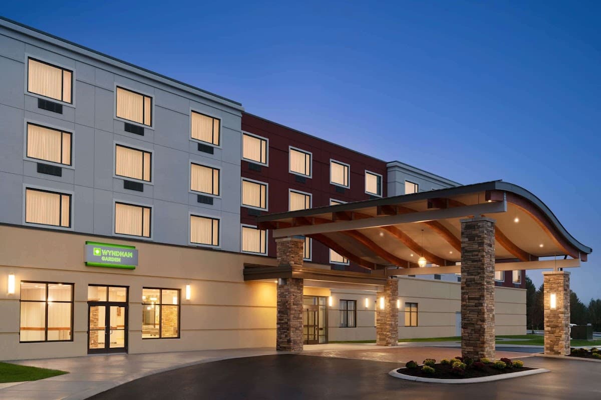 Wyndham Garden State College, Hotel in Boalsburg