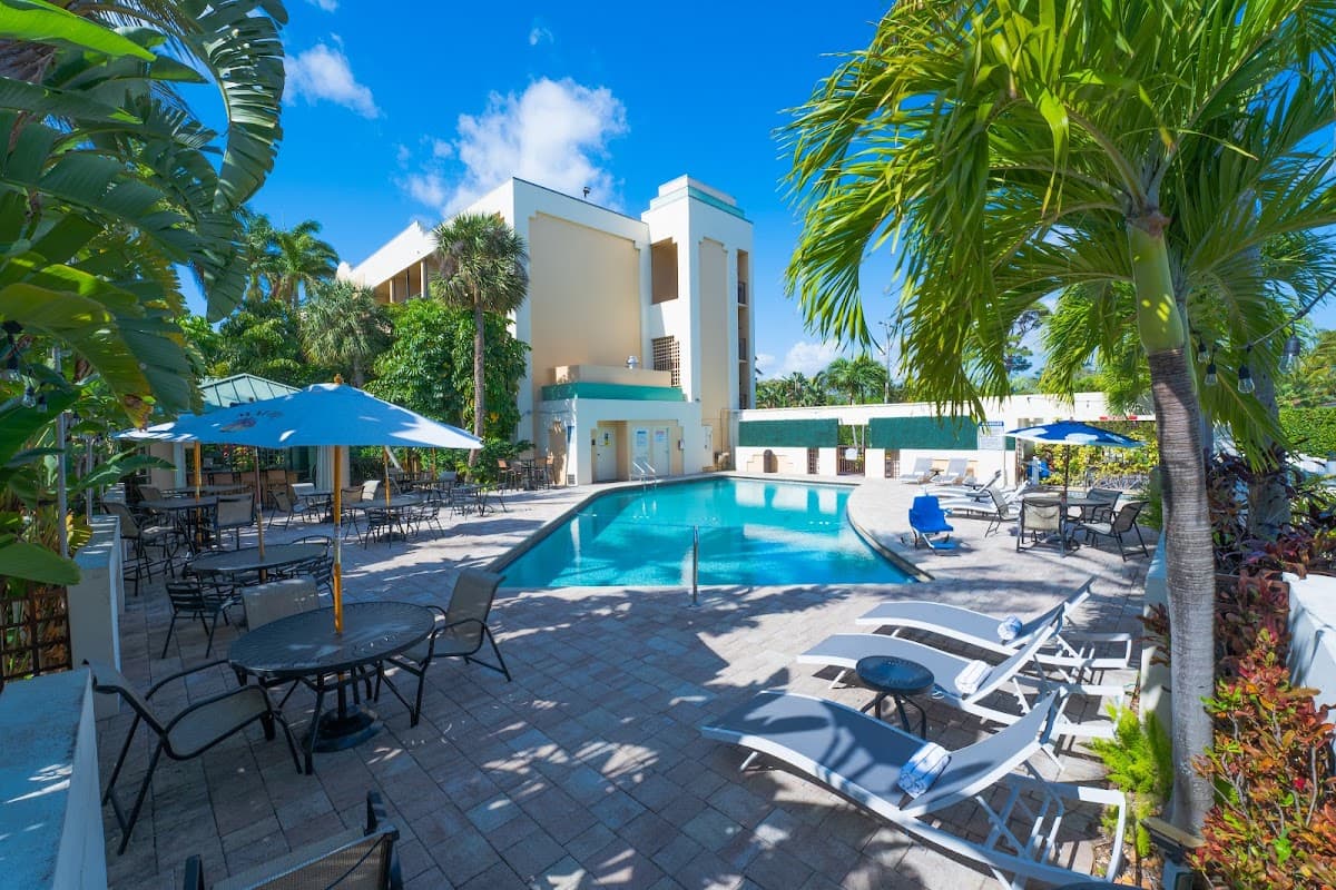 Boca Plaza by Lowkl, Hotel in Boca Raton