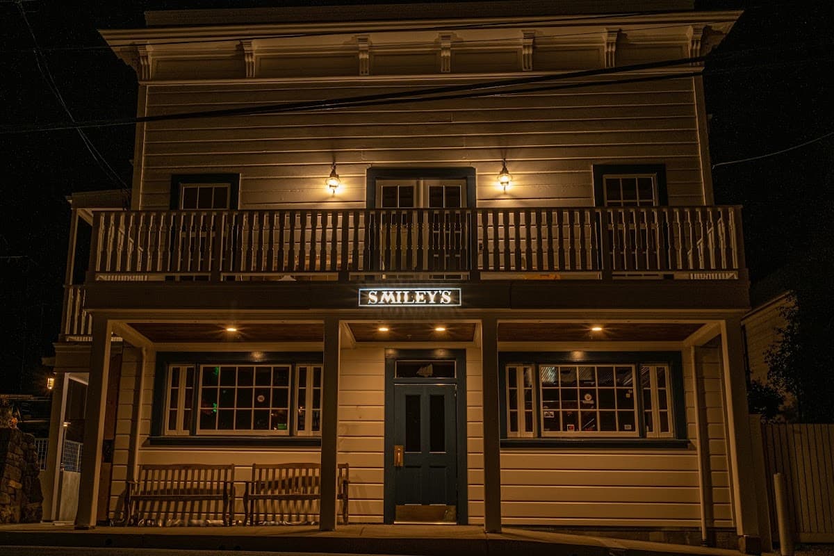Smiley's Saloon, Hotel & Kitchen, Hotel in Bolinas