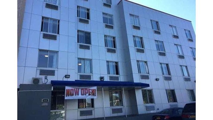 Days Inn by Wyndham Brooklyn Borough Park, Hotel in Borough Park