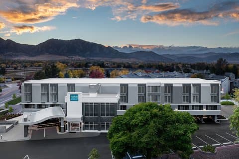 Fairfield by Marriott Inn & Suites Boulder, Hotel in Boulder