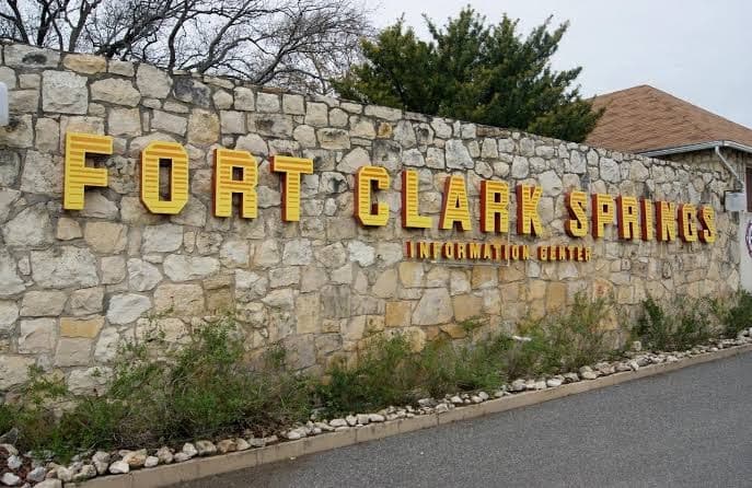 Fort Clark Springs, Hotel in Fort Clark Springs