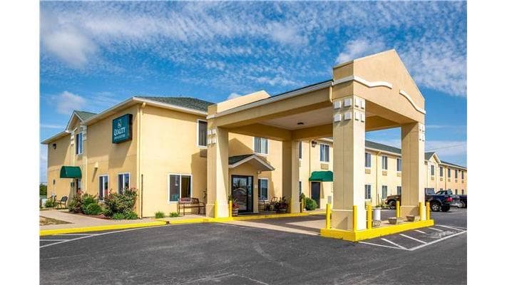 Quality Inn & Suites Brandenburg - Fort Knox, Hotel in Brandenburg
